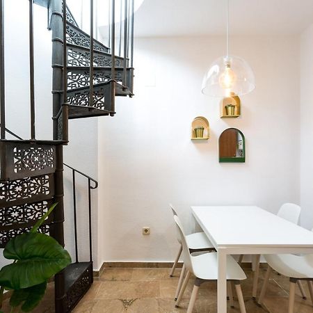 Apartamentos San Lorenzo Севилья Экстерьер фото