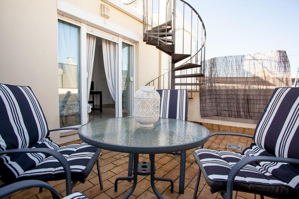 Apartamentos San Lorenzo Севилья Экстерьер фото