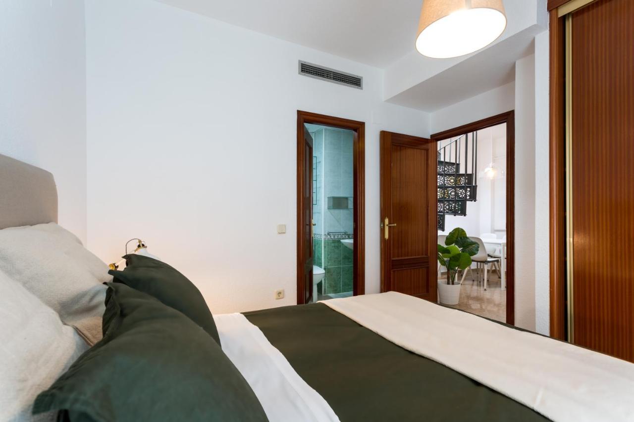 Apartamentos San Lorenzo Севилья Экстерьер фото
